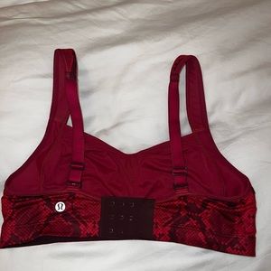 Lululemon sports bra 34D